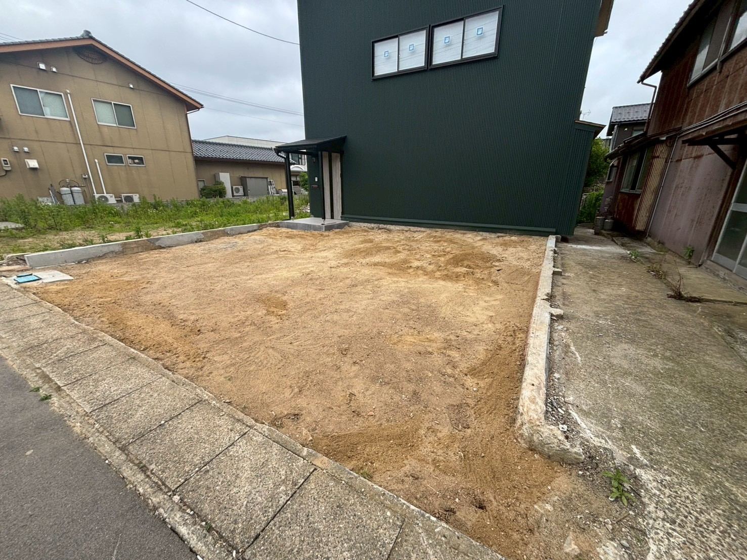 解体後の更地